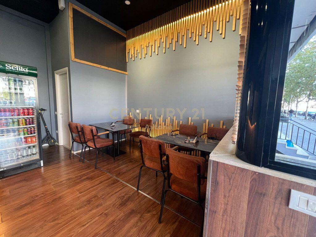 Pizzeria business for sale in Astir