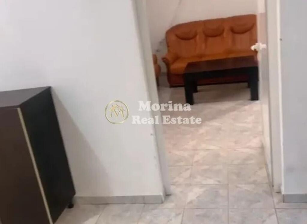 Qera , Hyrje Private, 2+1, Astir 450 Euro/Muaj