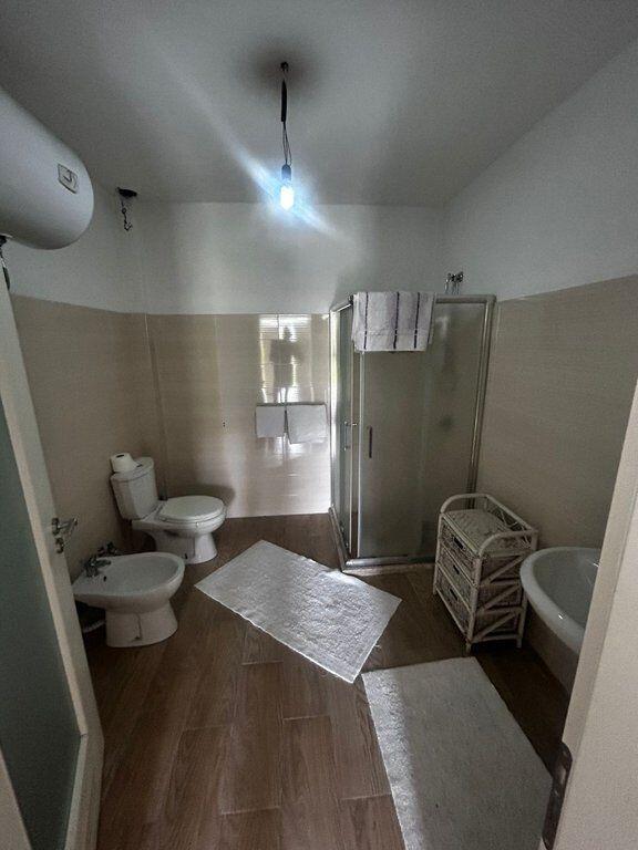 In vendita, Villa su 2 piani, Preze, Tirane