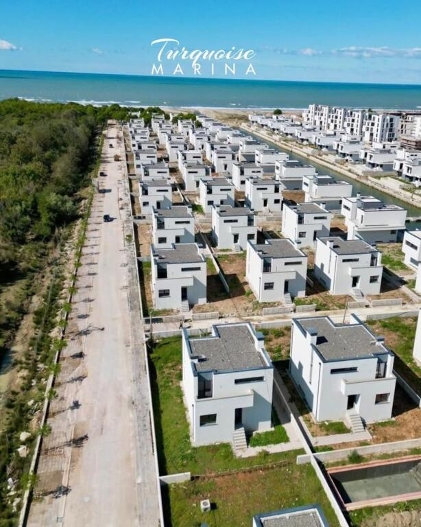 ✨Shitet Vilë Luksoze | 📍Turquoise Marina, Gjiri i Lalëzit
