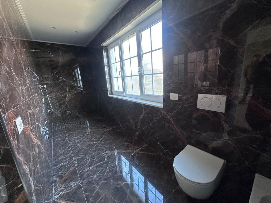 Vilë për qera  në zonën e Mjull Bathores  