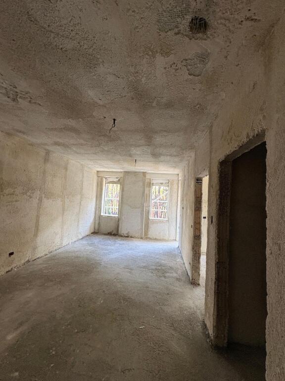 Apartament për shitje në Golem – Mes pishave, relaks dhe komfort! 🌿🏖️