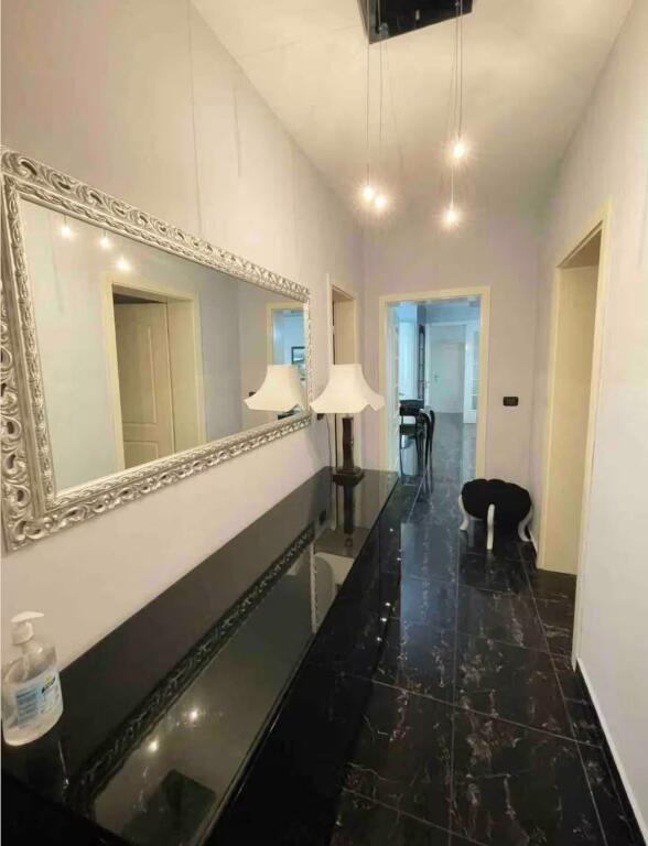 🏡 Jepet apartament 3+1+Post Parkimi me qira ne Bllok