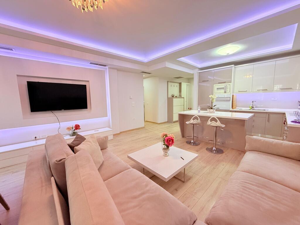 Apartment for rent in Bllok .