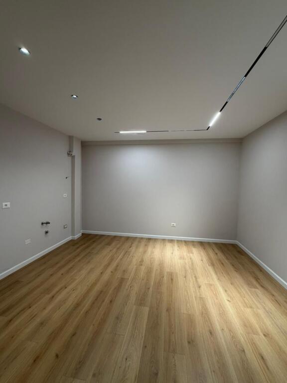 📍 Shitet Apartament 1+1 – Astir, Pallati Nela 5  