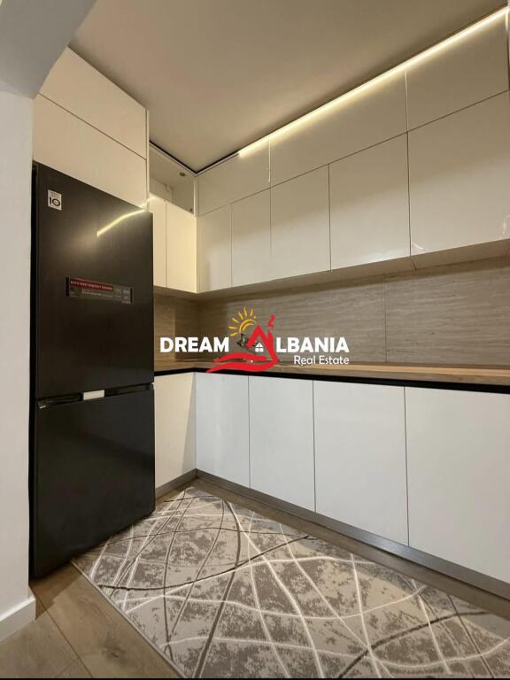 Apartament 2+1 per shitje tek rruga Ali Demi ID(4129550)