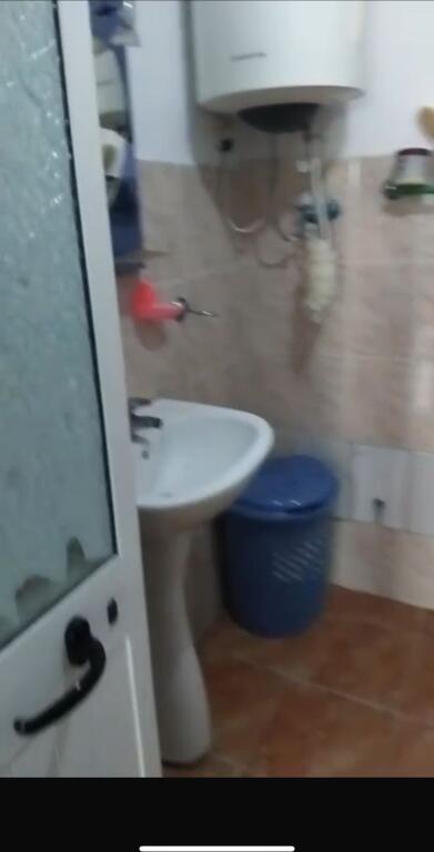 Shtepi private me qera 2+1