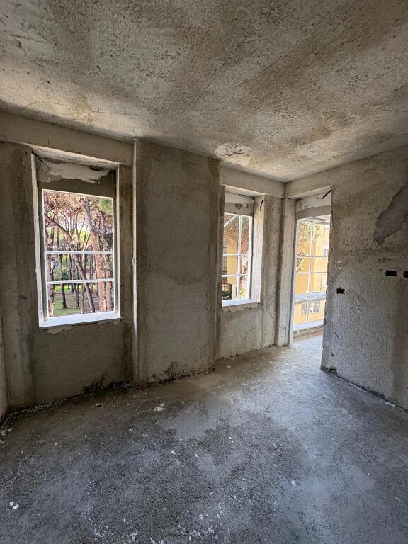 Apartament për shitje në Golem – Mes pishave, relaks dhe komfort! 🌿🏖️