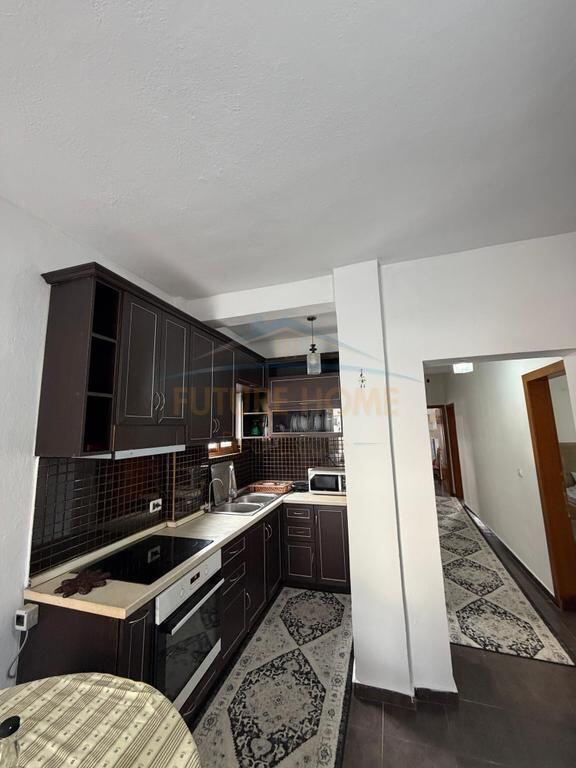 Qera, Apartament 3+1, Fresk, Tirane 500 €,Return60446