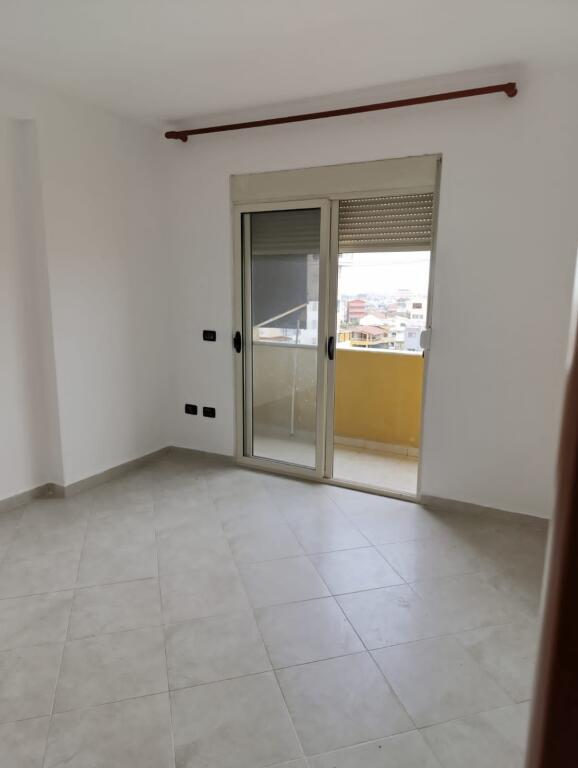 SUPER APARTAMENT 2+1 PER SHITJE TEK VALA PARK DURRES