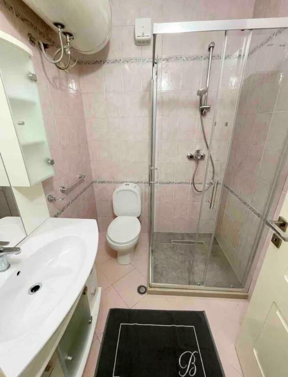 🏡 Jepet apartament 3+1+Post Parkimi me qira ne Bllok