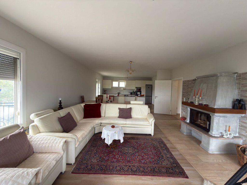 In vendita, Villa su 2 piani, Preze, Tirane