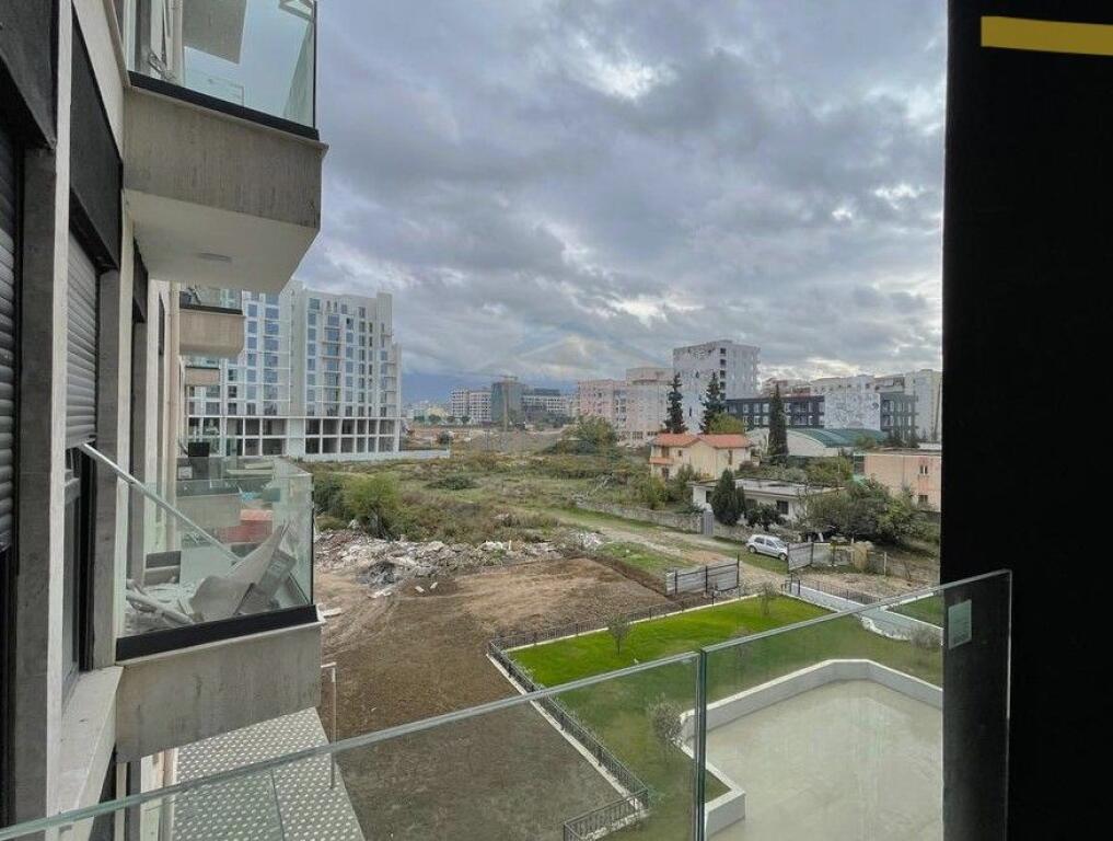 In vendita, Appartamento 2+1+2 – Via Jordan Misja, vicino all'Università Beder