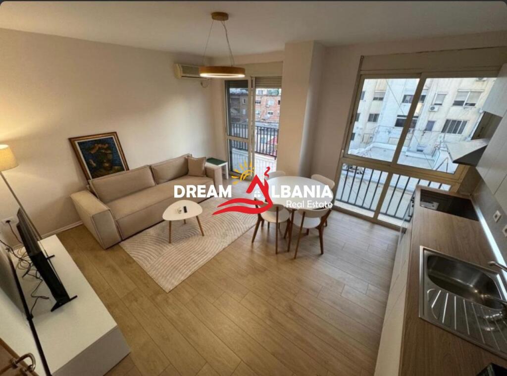 Appartamento 1+1 in affitto in via Kavaja vicino alla Moschea Dine Hoxha ID (42111497)