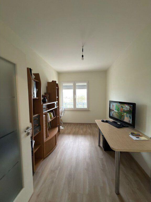 Shitet, Vile 2-Kateshe, Preze, Tirane.