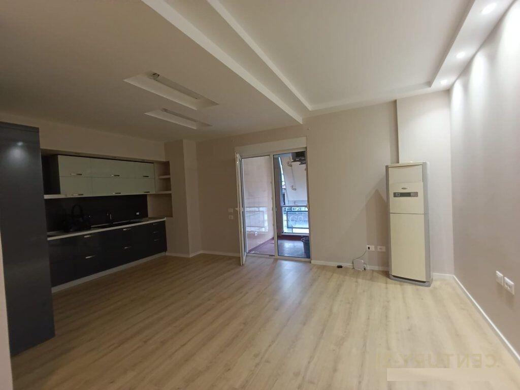 APARTAMENT PER SHITJE 2+1  OXHAKU!