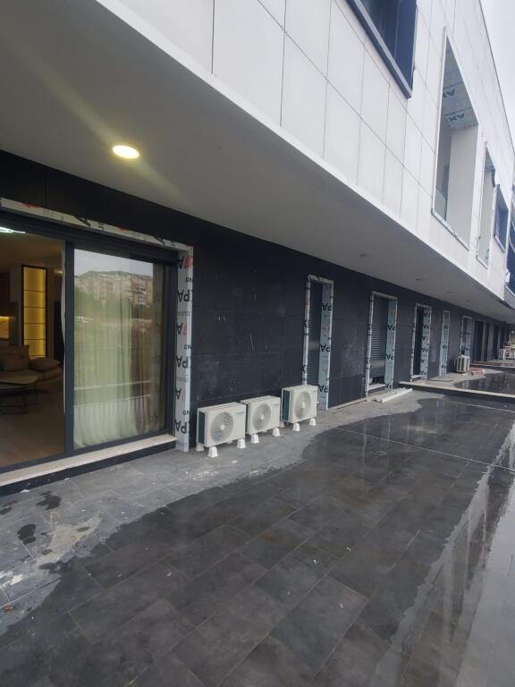 2+1,me verande i mobiluar,kompleks i 2025,liqeni i thate,1300 me parkim