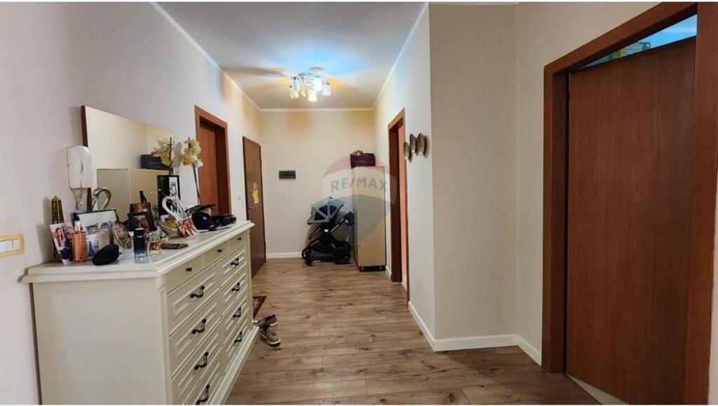 - Apartament 2+1 ne Yzberisht