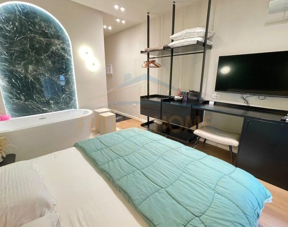 For sale, Studio apartment in the Mangalem Complex, Tirana