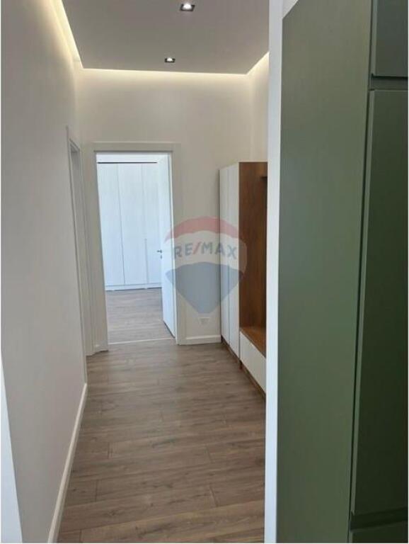 Jepet me qira apartament 2+1, Fresk