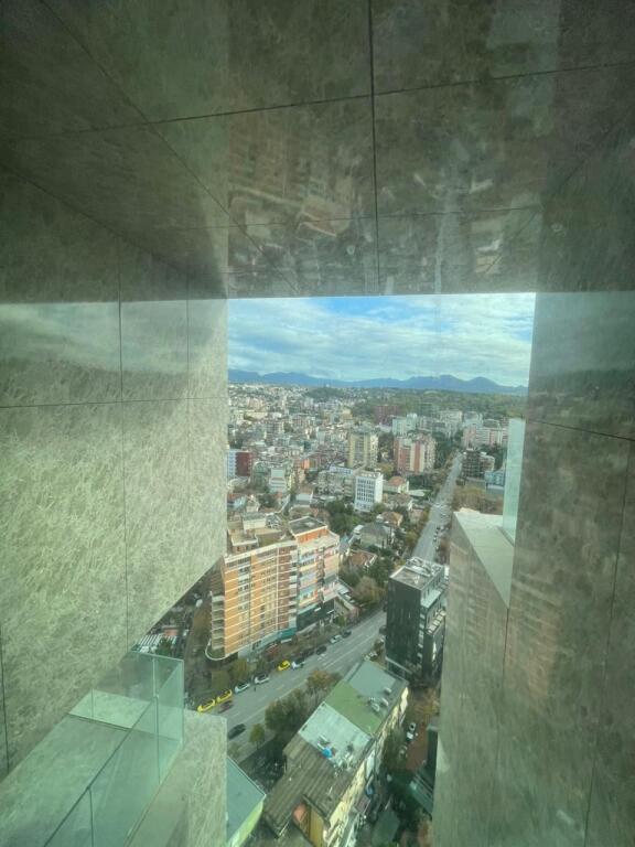 🏙️ Appartamento 1+1 + Cabina Armadio in Vendita– DownTown One, Tirana