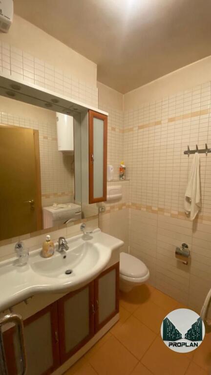 APARTAMENT 1+1 PER QERA TEK PETRO NINI