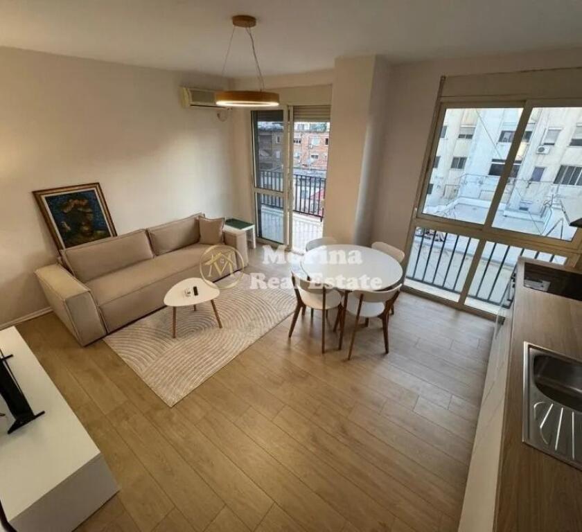 Affitto, Appartamento 1+1, Via Kavaja, 750 euro/mese