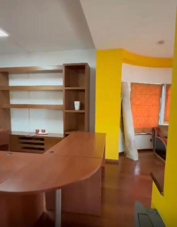 ambient zyrash me qira tek Vila Gold