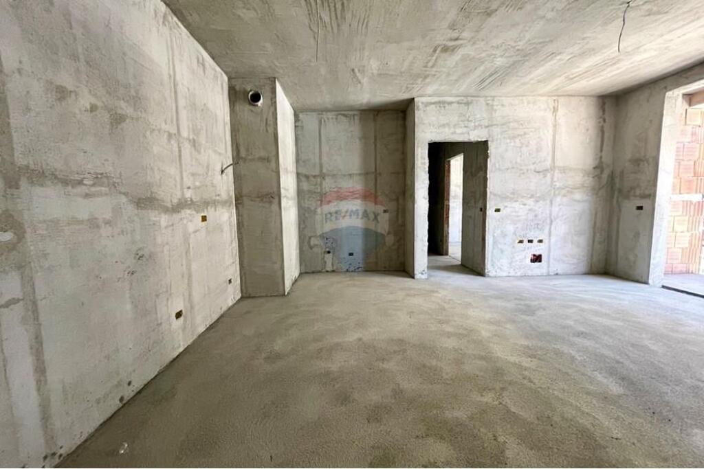 Apartament - Për Shitje - Bulevardi i Ri, Tiranë (ID: 530181053-651)