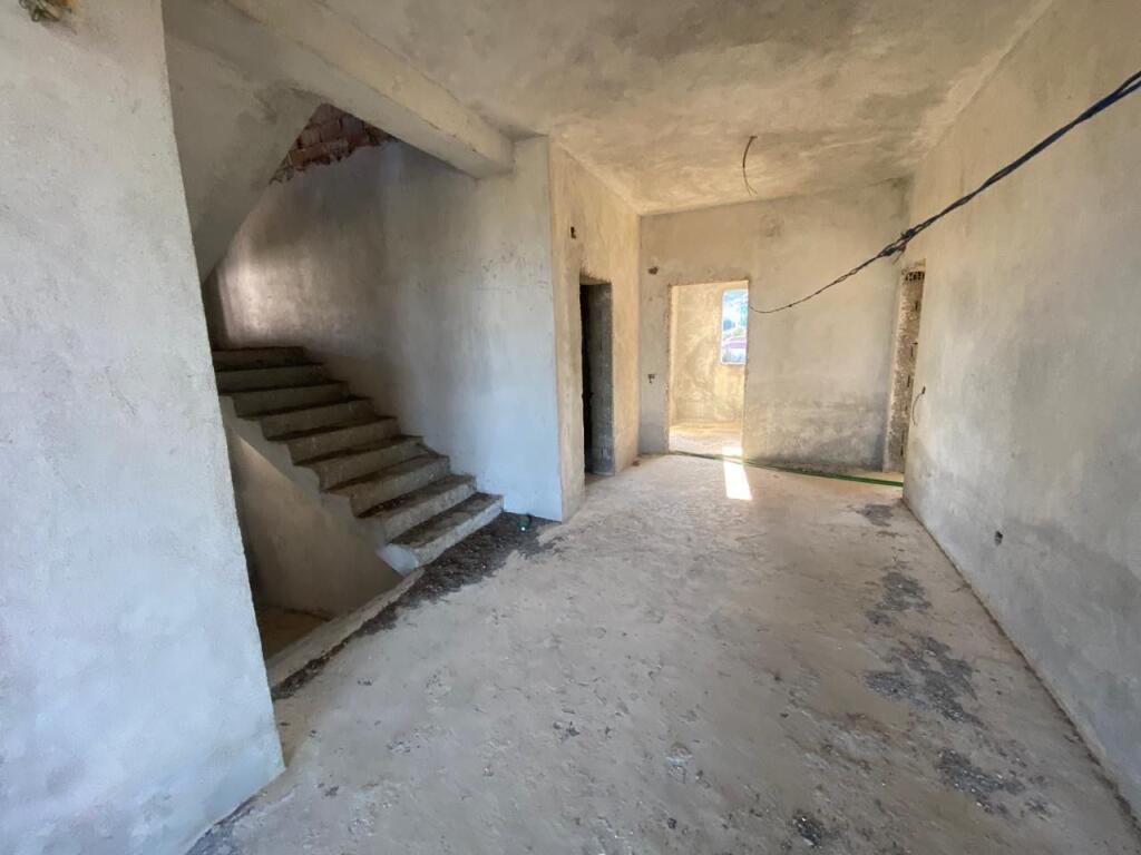 Okazion Vile per banim ne shitje