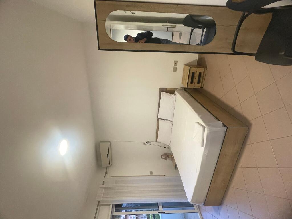 🏖️ Jepet me qira apartament 1+1 në Plazhin e Durrësit – pranë Florides