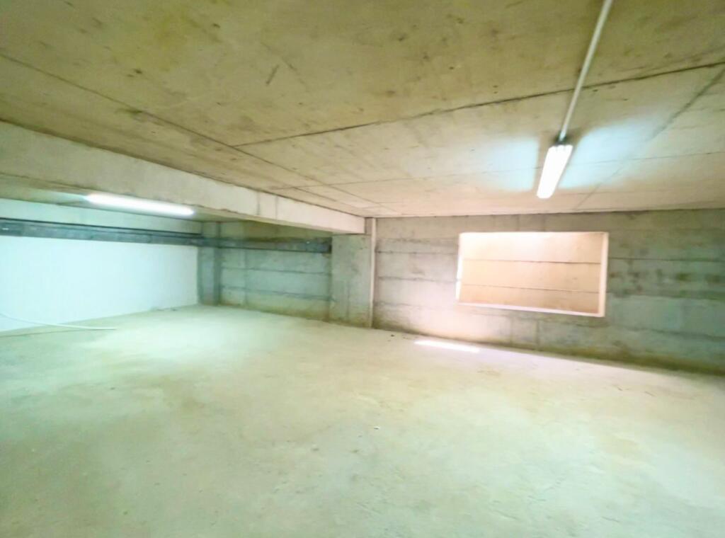  ambient-magazine me qira