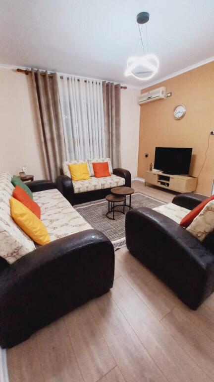 📌Jepet shtepi private 1+1+verande 📍 ne Ali Dem!