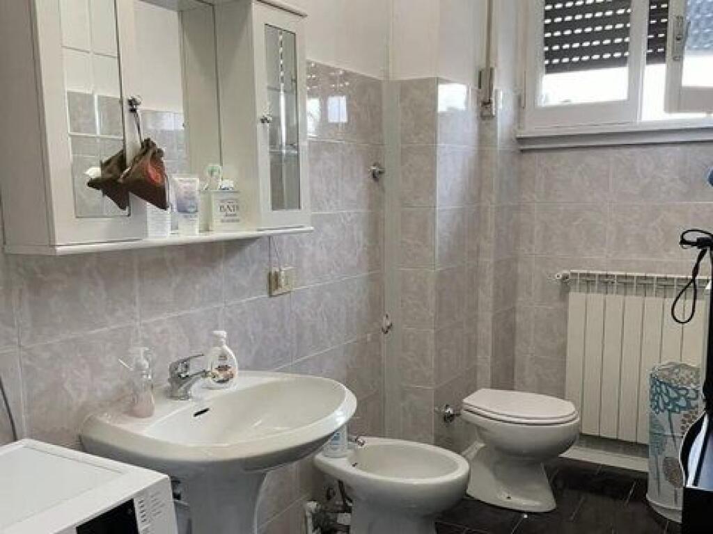 Appartamento In Affitto 2+1 a Fresk (ID B2201599) Tirana.