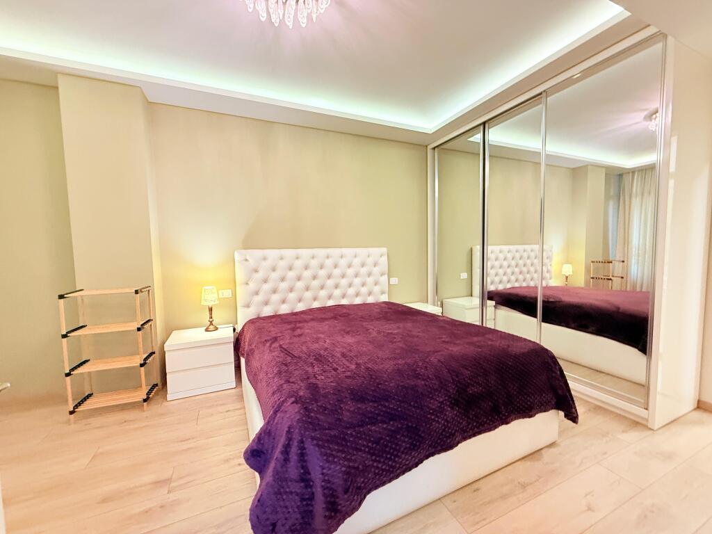 Apartment for rent in Bllok .