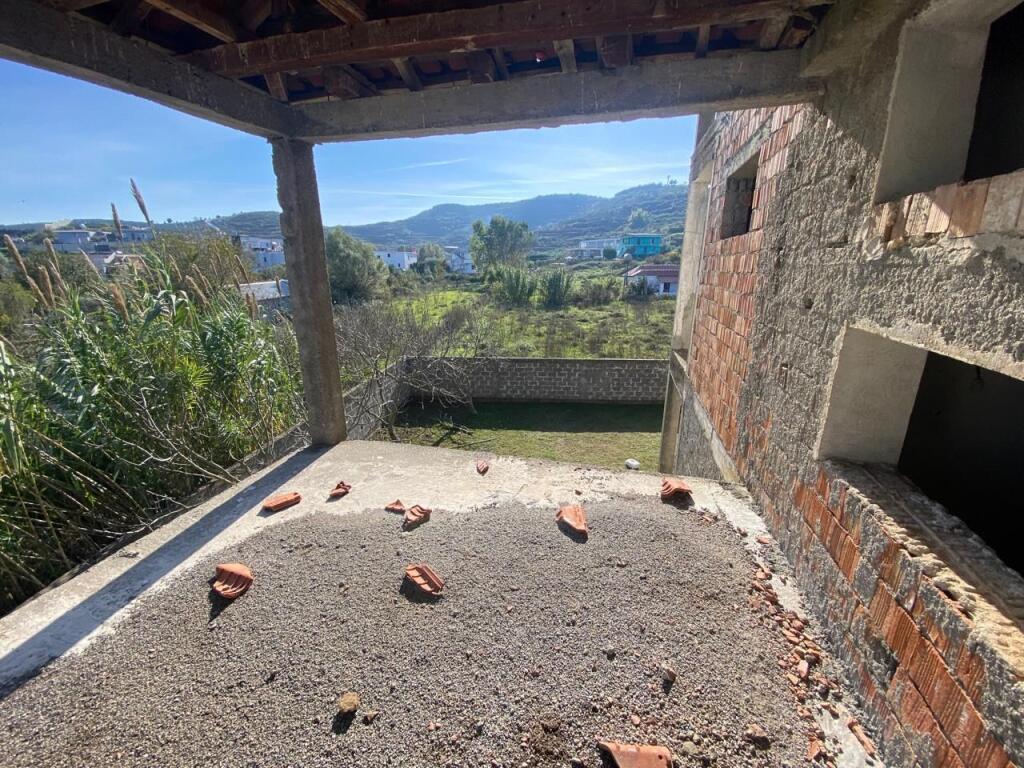 Okazion Vile per banim ne shitje