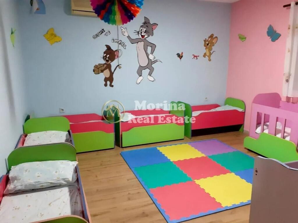 Qera, Ambjent Biznesi ,Rr.Besim Alla,1000 euro/muaj