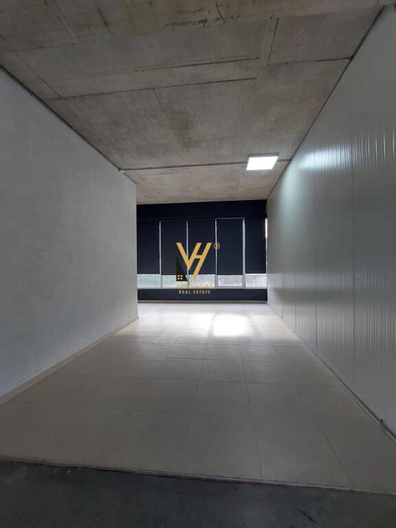 JEPET OBJEKT MULTIFUNKSIONAL ME QERA TE TOP CHANNEL 4.800 EURO