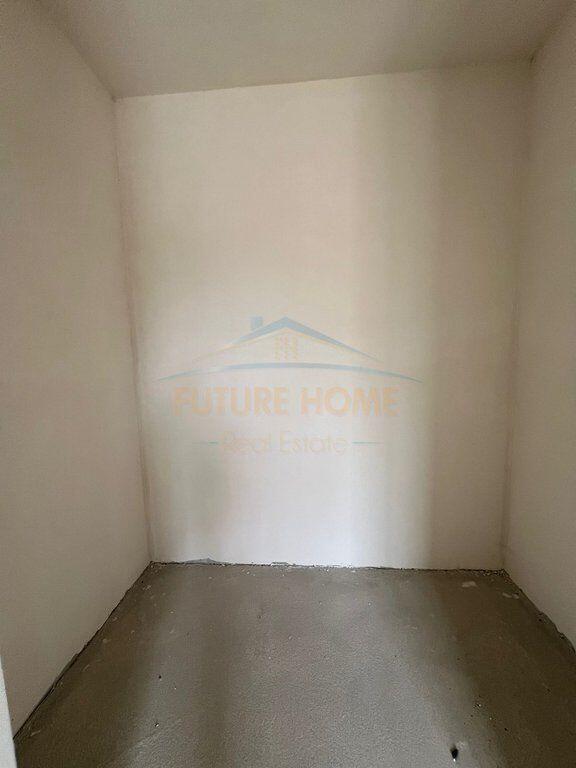 Shitet Apartament 2+1+2+2 Poste Parkimi, Tulipan Residence, Mjull-Bathore