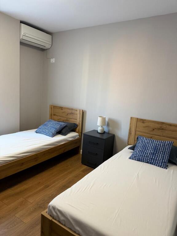 Jepet me Qira Apartament 2+1 tek Jordan Misja