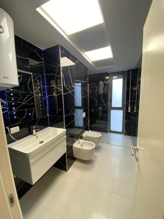 Apartament 2+1 me qira