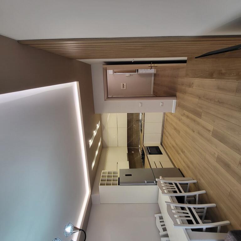 Jepet me qira apartament 1+1 në Liqenin e Thatë