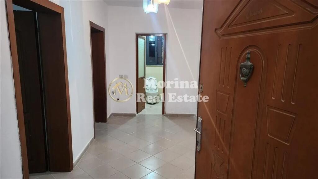 Qera , Hyrje Private, 2+1, Qytet Studenti 520 Euro/Muaj