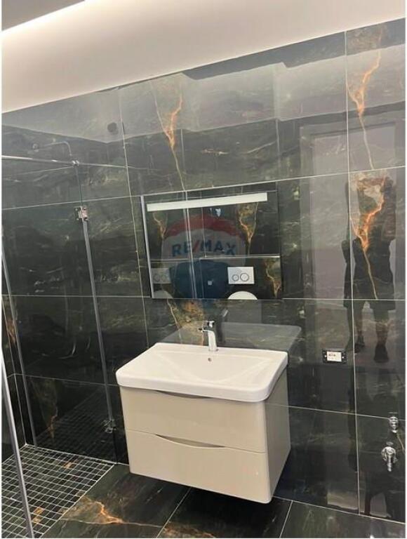 Jepet me qira apartament 2+1, Fresk