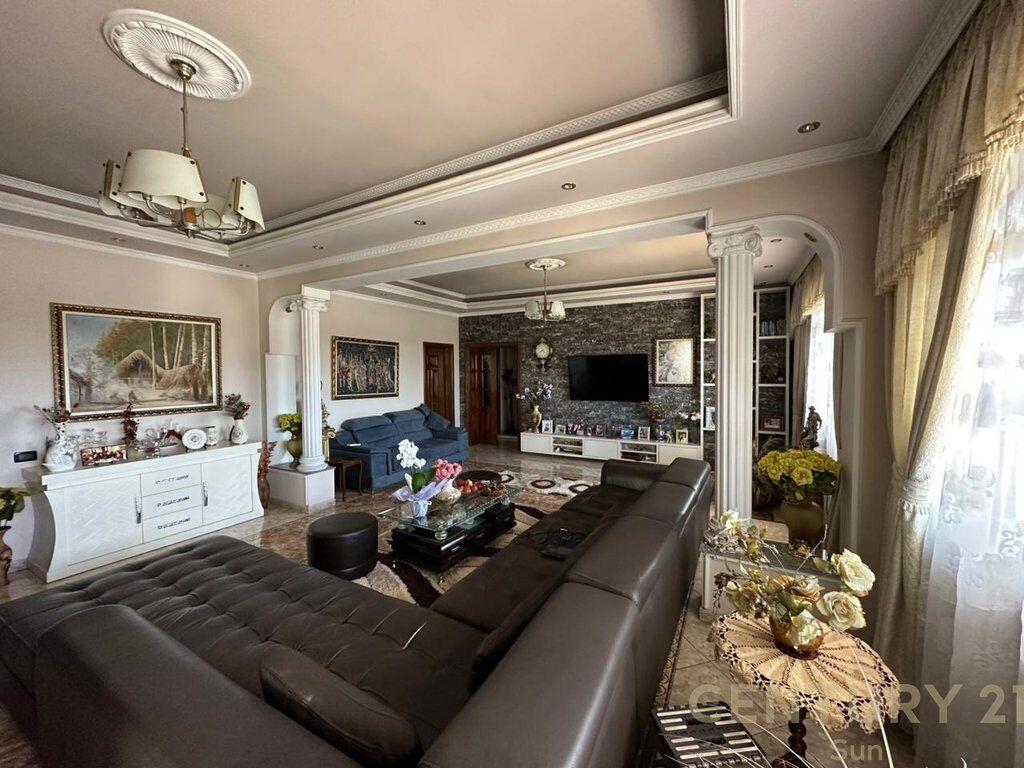 VILË PËR QIRA – UNAZA E RE / ASTIR