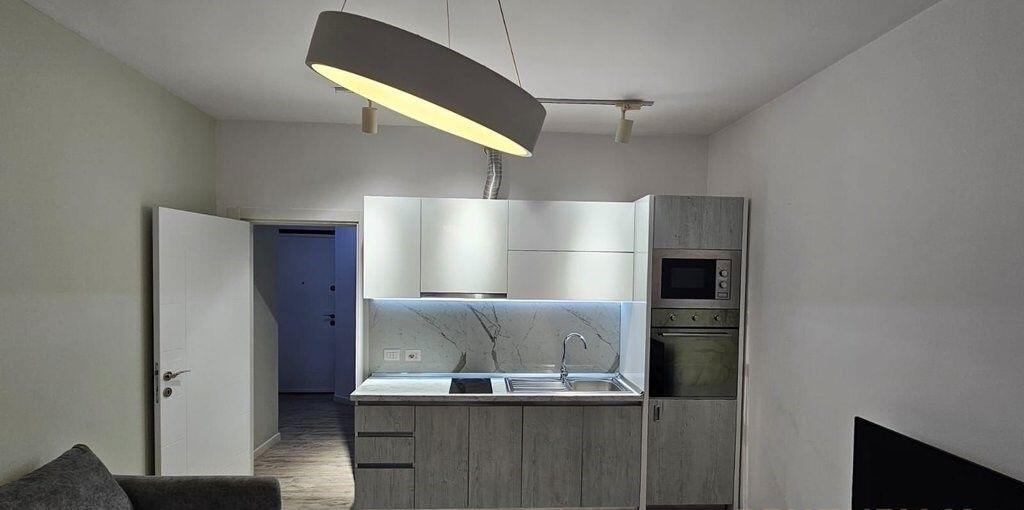 Apartament Modern 1+1 me Qira te “9-Katëshet”, Tiranë – Totalisht i Mobiluar