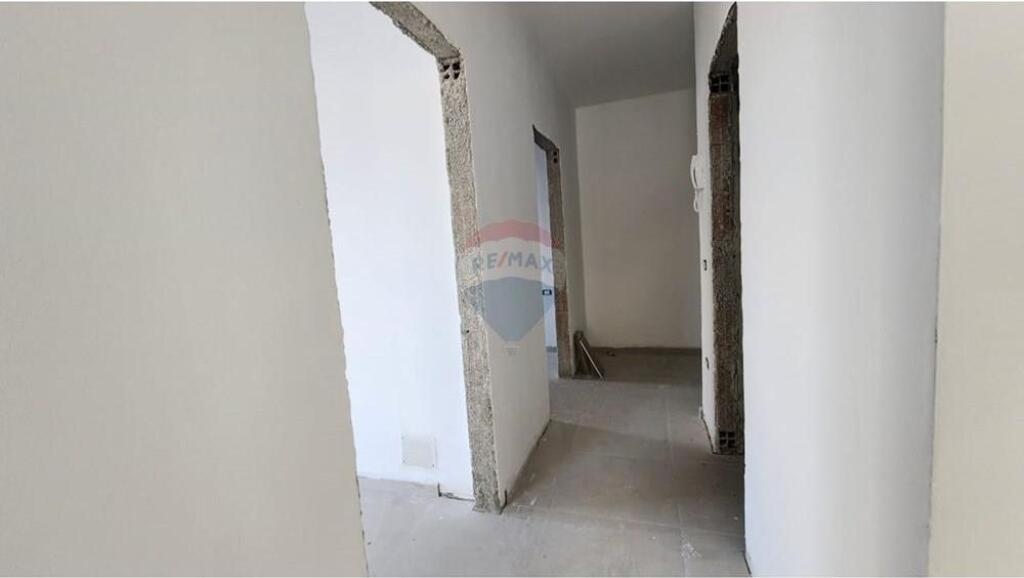 Apartament Për Shitje 2+1  Rruga Dritan Hoxha