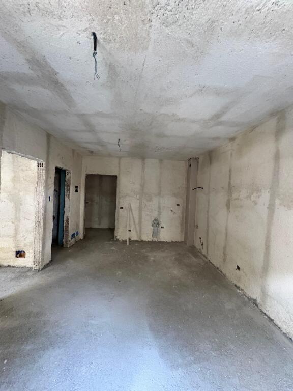 Apartament për shitje në Golem – Mes pishave, relaks dhe komfort! 🌿🏖️