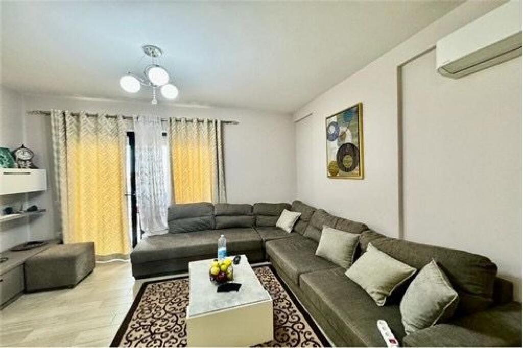 Apartament 1+1 per qira 21 Dhjetori