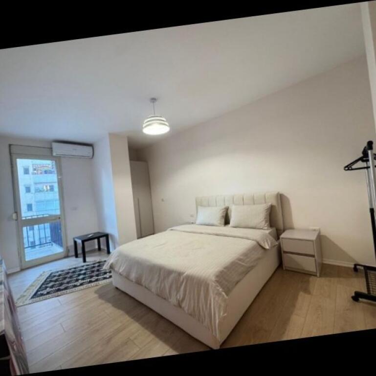 Jepet Apartment me qera 1+1, Id 13882